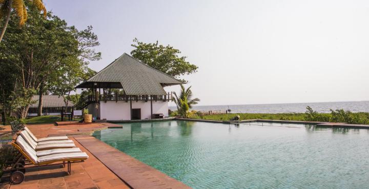 Ktdc Water Scapes Hotel Kumarakom Exterior photo